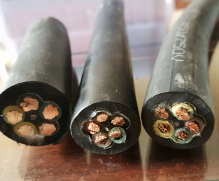 環(huán)市電線電纜*廠家如何應(yīng)對(duì)環(huán)保要求？.jpg